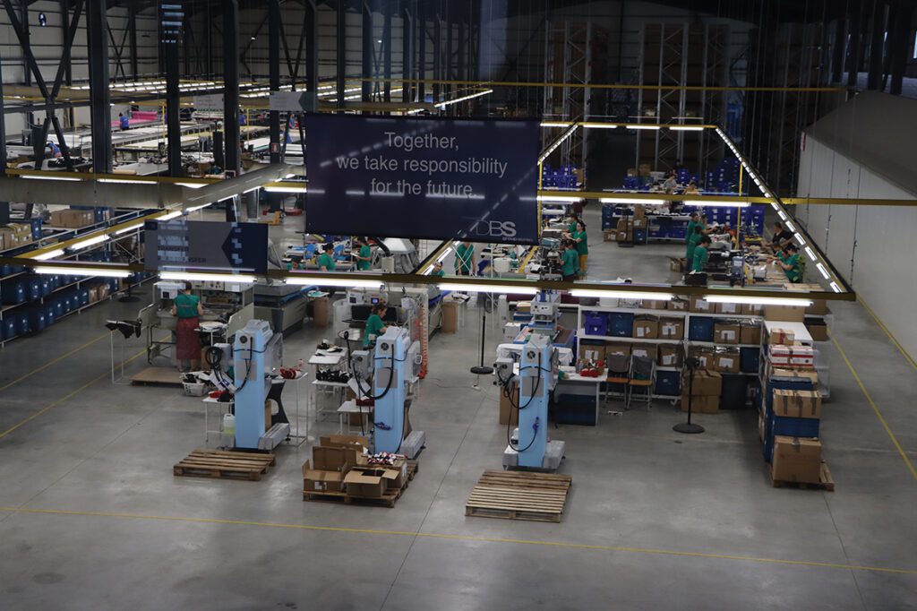 Prodhimi në vështirësi, vetëm ndërtimi me rritje, industria me tkurrjen më të madhe